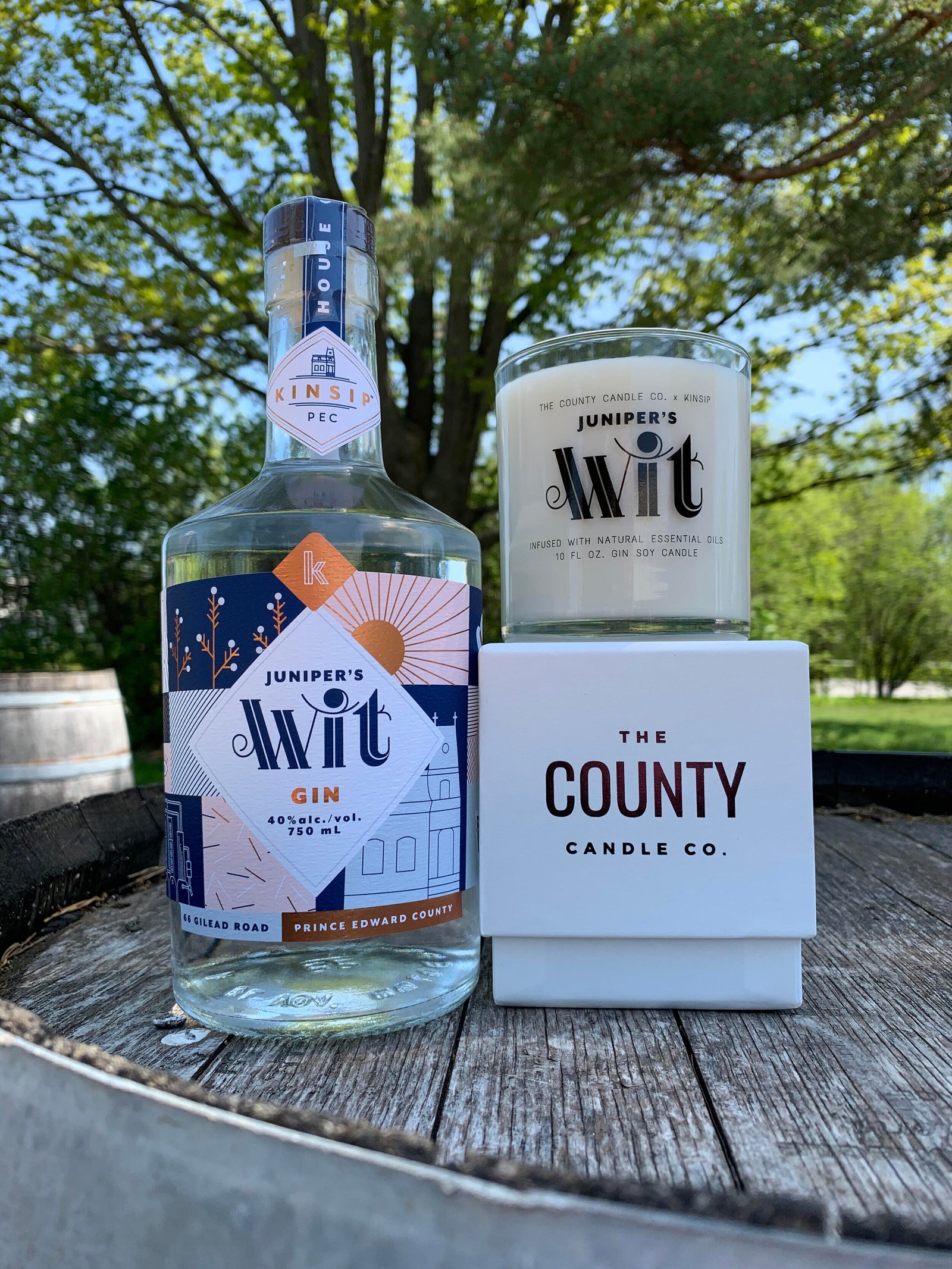 Juniper's Wit Scented Candle